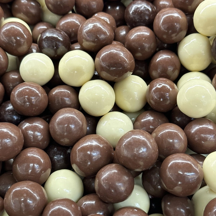 Orzech laskowy w czekoladzie mix 1kg