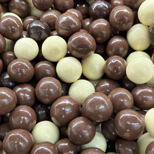 Orzech laskowy w czekoladzie mix 250g